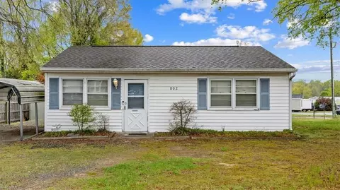 802 Creek Ridge Rd, Greensboro, NC 27406
