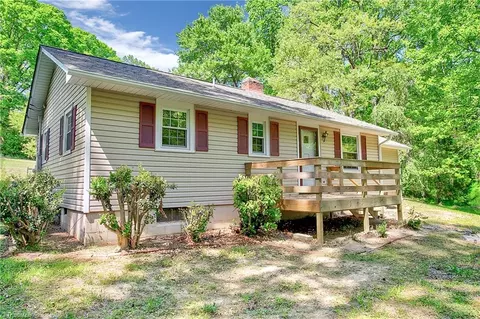 366 Eller Rd, Lexington, NC 27295