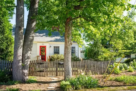 800 Guilford Ave, Greensboro, NC 27401