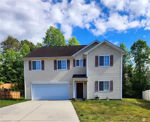 1138 Edinburgh Dr, Jamestown, NC 27282
