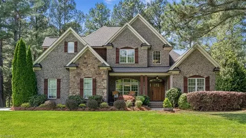 7803 Gadwall Ct, Greensboro, NC 27455