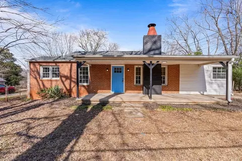1005 Ada Ave, Winston Salem, NC 27105
