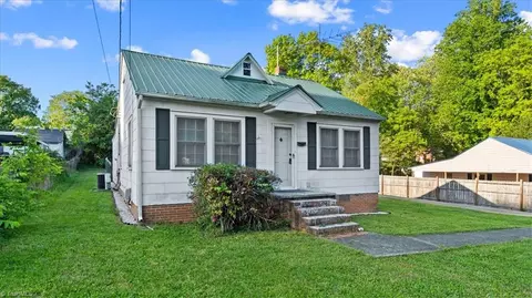 1434 Winslow Ave, Asheboro, NC 27205