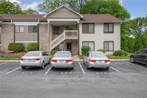 Exterior - 812 English Ct, Trinity, NC 27370 photo 5 of 8