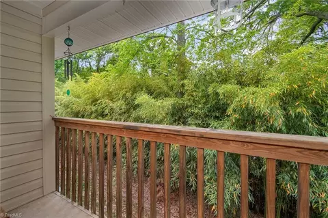 Exterior - 812 English Ct, Trinity, NC 27370 photo 7 of 8