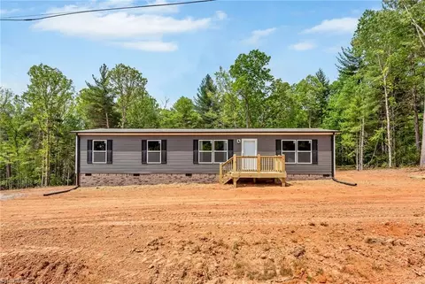 555 Breeze Hill Rd, North Wilkesboro, NC 28659