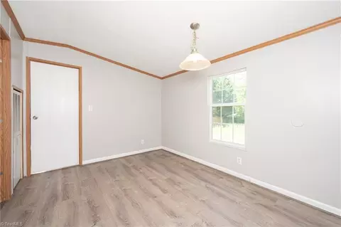 8038 Hampton Rd, Clemmons, NC 27012 photo 7