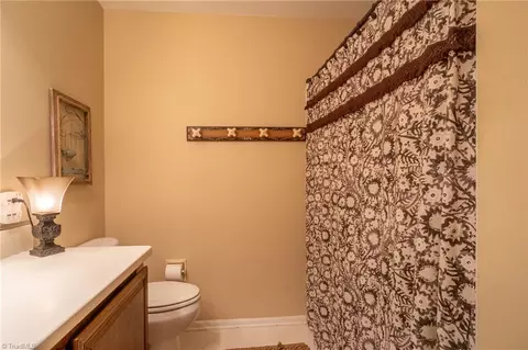 Bath - 1230 Wales Dr, High Point, NC 27262 photo 2 of 4