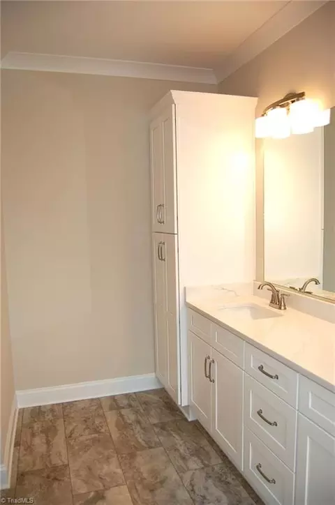 1222 Heatherbrook Dr, High Point, NC 27265 photo 23