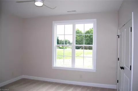 1222 Heatherbrook Dr, High Point, NC 27265 photo 24