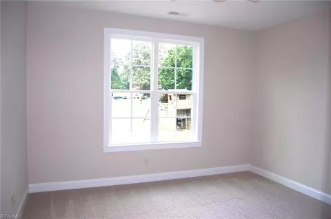 1222 Heatherbrook Dr, High Point, NC 27265 photo 27