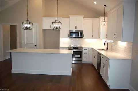 1222 Heatherbrook Dr, High Point, NC 27265 photo 13