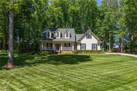 450 Country Ln, Mocksville, NC 27028