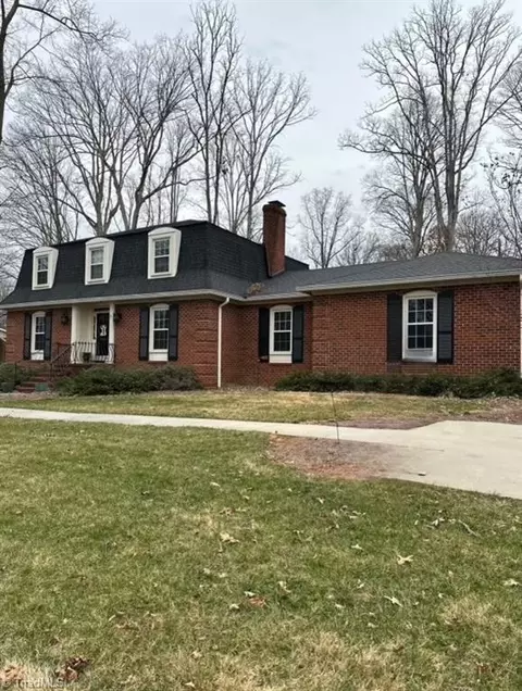 3511 Broadsword Rd, Winston Salem, NC 27104