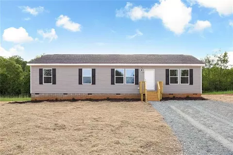 243 Blue Rose Ln, Lexington, NC 27295