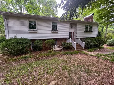 461 Legend Dr, Asheboro, NC 27205