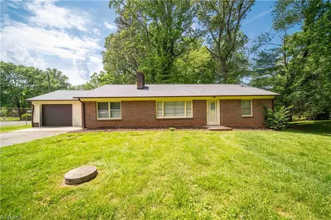 5132 Sunrise Ter, Winston Salem, NC 27105