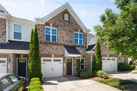 3507 Timbergate Ln, High Point, NC 27265