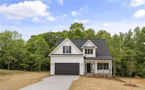 189 Wade Eaton Dr, Mocksville, NC 27028
