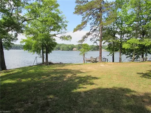 1708 Old Mountain Rd, Lexington, NC 27292