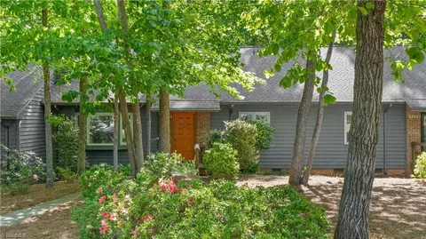 4628 Lake Jeanette Rd, Greensboro, NC 27455