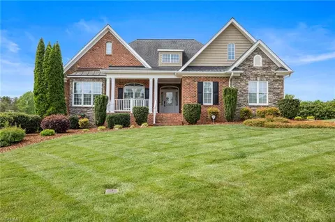 182 Carrington Ln, Winston Salem, NC 27127