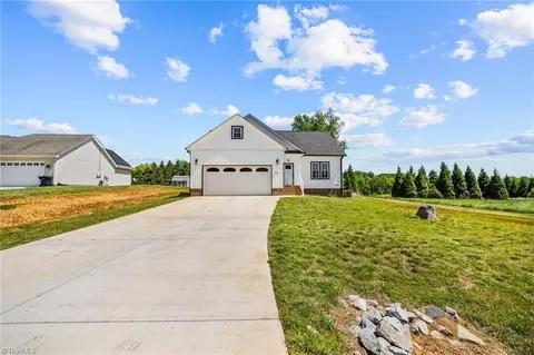 2574 Mary Viola Dr, Sophia, NC 27350
