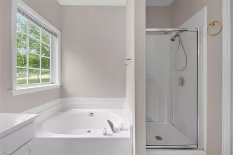 Bath - 244 Northridge Dr, King, NC 27021 photo 2 of 2