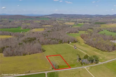 5938 Wells Rd, Hamptonville, NC 27020
