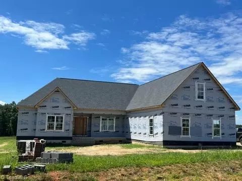 7509 Hawkins Ridge Dr, Stokesdale, NC 27357