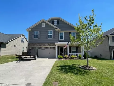529 Paul Pope Rd, Thomasville, NC 27360