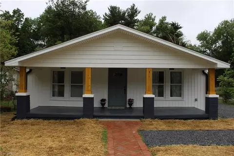 3894 Leo St, Winston Salem, NC 27105