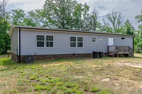 6804 Country Loop Rd, Bennett, NC 27208 photo 25