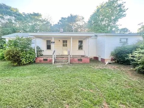 707 Glenn St N, Stoneville, NC 27048