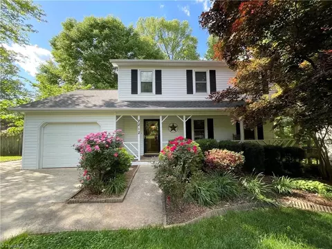 2212 Briar Glen Rd, Winston Salem, NC 27127