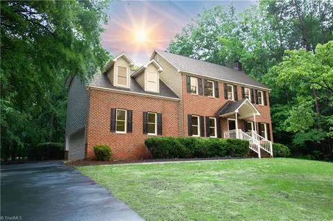 Exterior - 4720 Oakview Dr, Trinity, NC 27370 photo 2 of 4