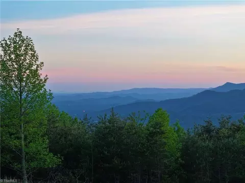 2621 Elk Spur Rd, Fancy Gap, VA 24328