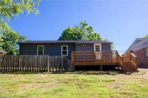 Exterior - 3722 Rolling Rd, High Point, NC 27265 photo 4 of 4