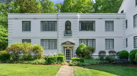 1700 Elm St N #A1, Greensboro, NC 27408