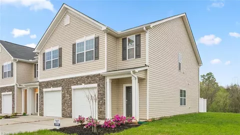 5409 Henley Ridge Dr, Graham, NC 27253