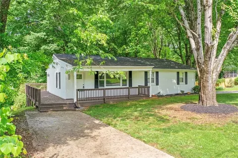 1300 Watson Ave, Winston Salem, NC 27103