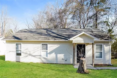 148 Athens Dr, Winston Salem, NC 27105