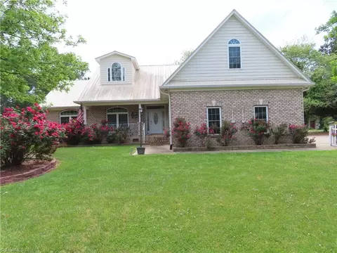6541 Us Highway 311, Sophia, NC 27350