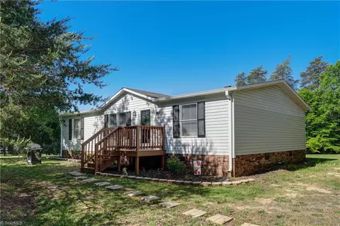 180 Kirk Ln, Madison, NC 27025
