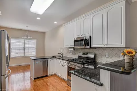 3959 Navy Pl, High Point, NC 27265 photo 12
