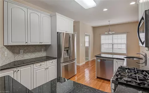 3959 Navy Pl, High Point, NC 27265 photo 13