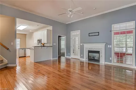 3959 Navy Pl, High Point, NC 27265 photo 8