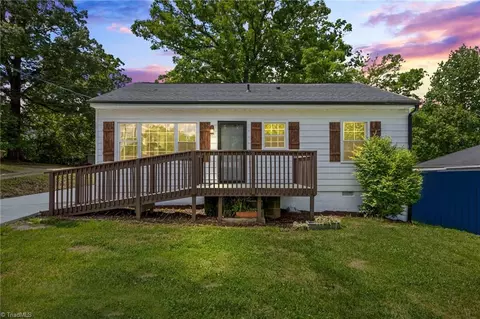 1121 Easton Rd, Greensboro, NC 27405