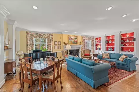 Living - 1235 Devonshire Ave, High Point, NC 27262 photo 4 of 4