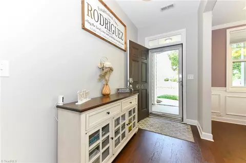 4516 Treebark Ln, High Point, NC 27265 photo 6